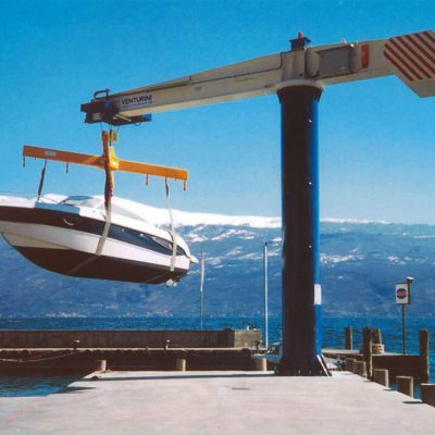 Gru Nautiche Venturini Service Verona