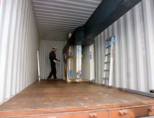 Bilancini di sollevamento carica container all'interno del camion Speedy Box 4 Bilancini di sollevamento carica container all'interno del camion