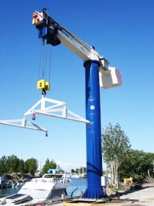 gru a bandiera nautiche Venturini Service srl